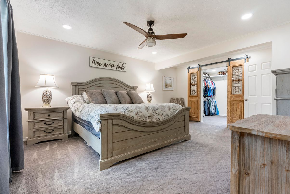 Bedroom, Interior, Recessed Lighting