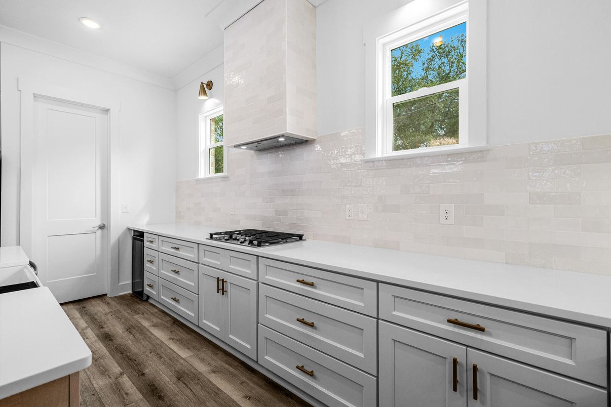 Interior, Kitchen, Recessed Lighting, Wood Texture Flooring