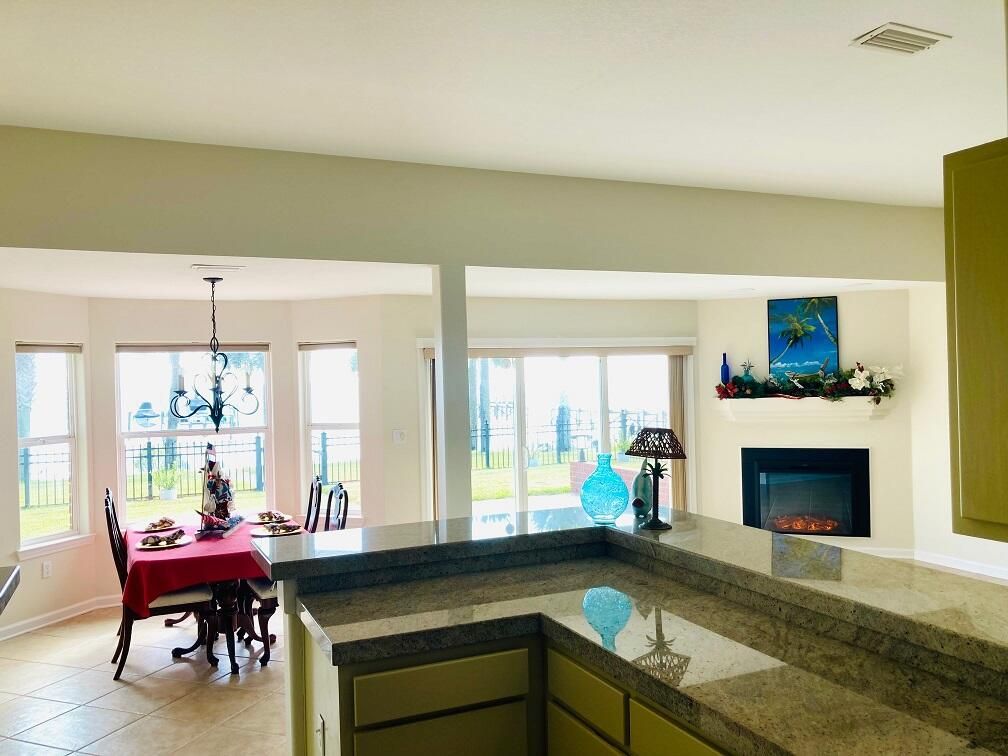 Chandelier, Dining room, Fireplace, Interior
