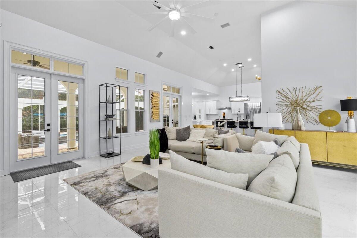 Interior, Kitchen, Living room, Marble, Pendant Lights, Recessed Lighting