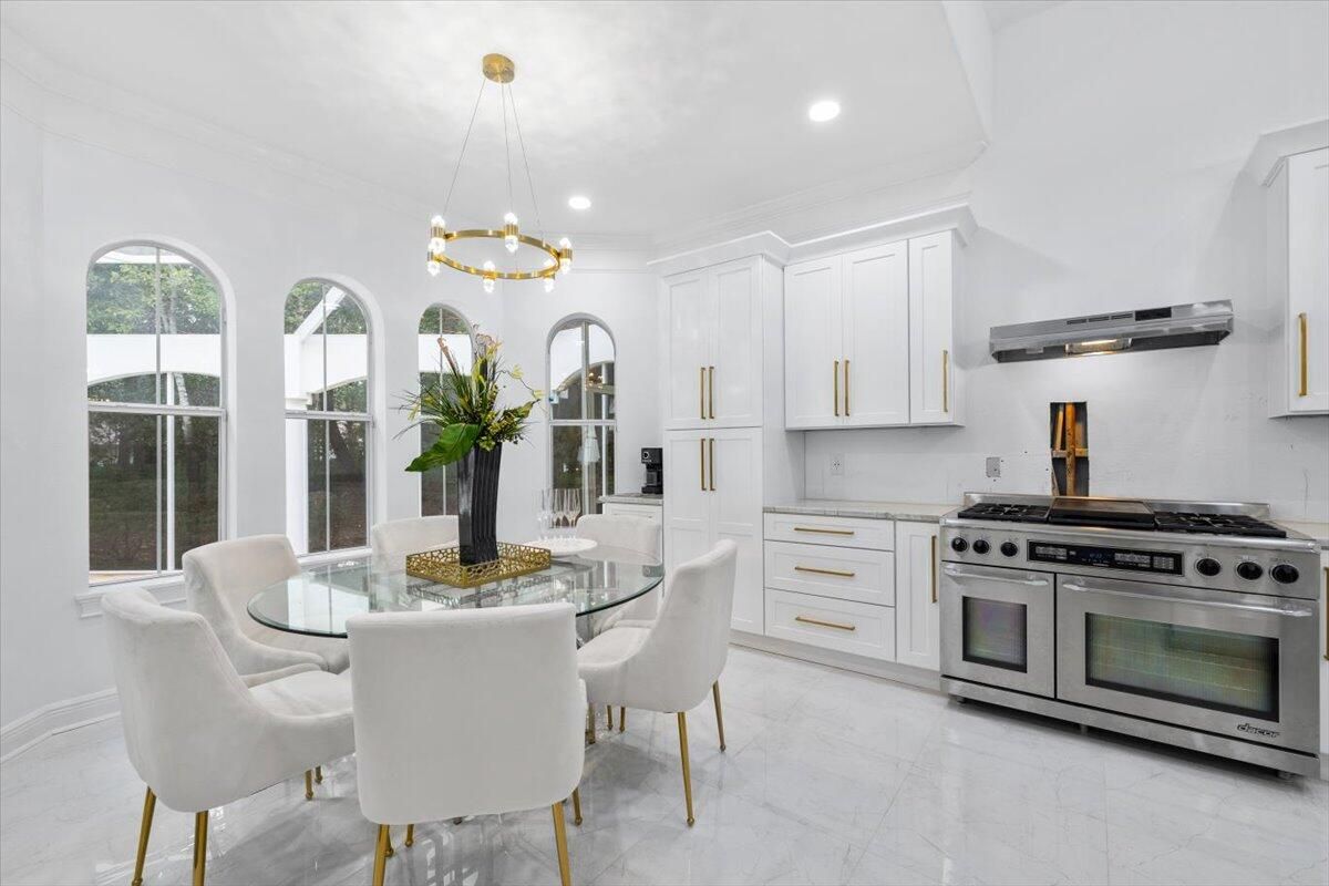 Dining room, Interior, Kitchen, Marble, Pendant Lights, Recessed Lighting, Stainless Steel Appliances