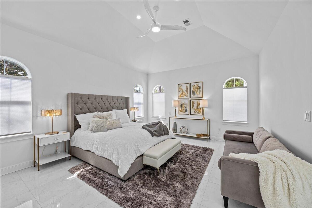 Bedroom, Interior, Recessed Lighting