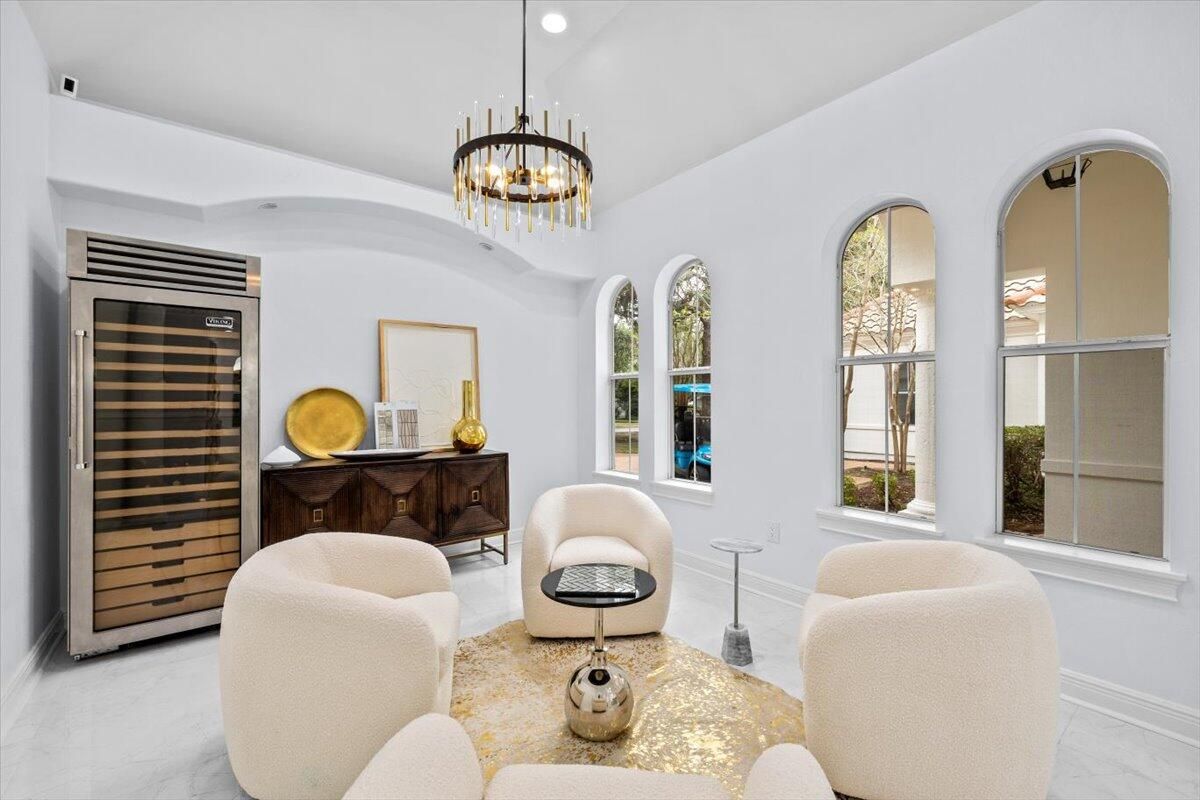 Chandelier, Interior, Living room, Marble, Recessed Lighting