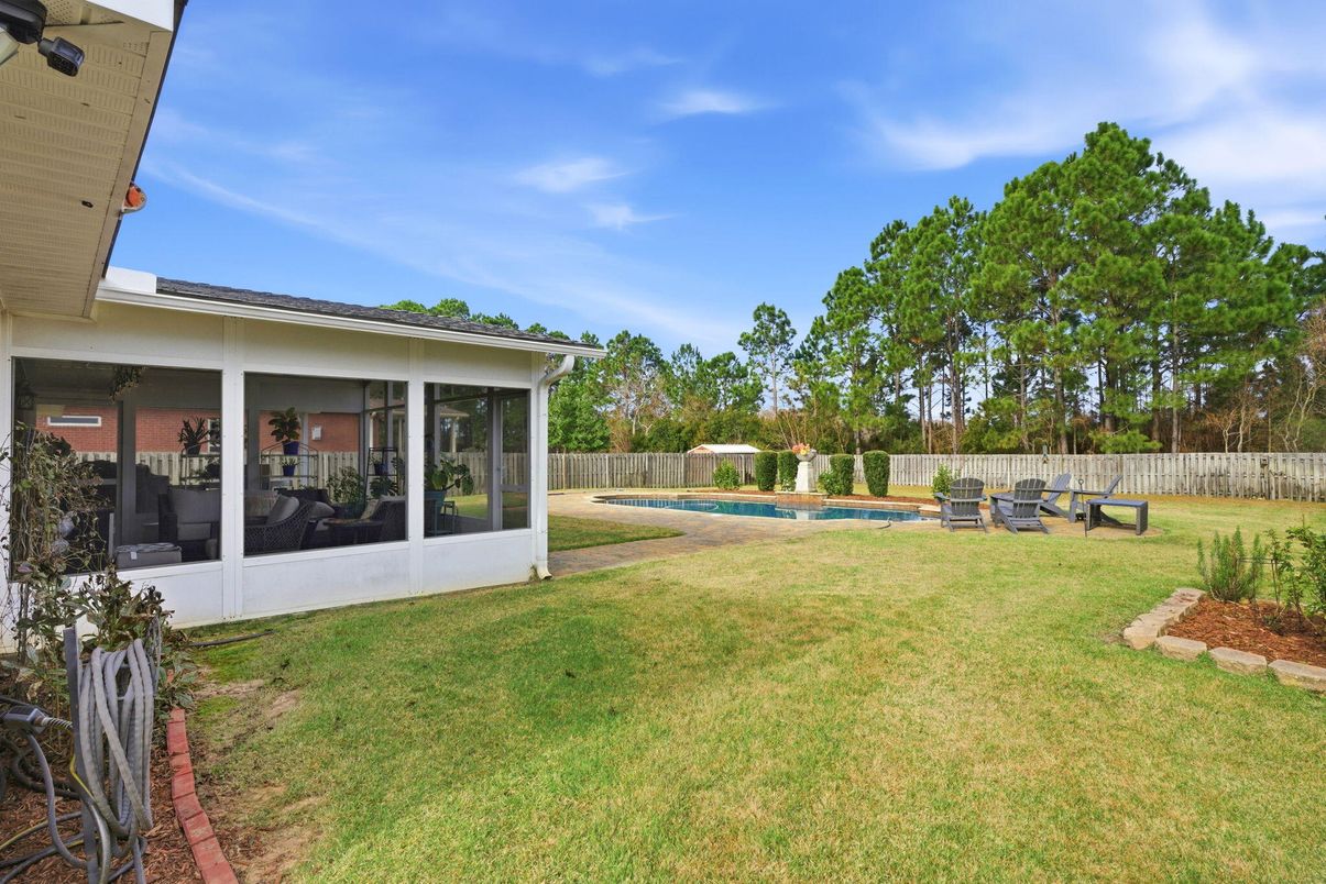 Backyard, Exterior, Pool