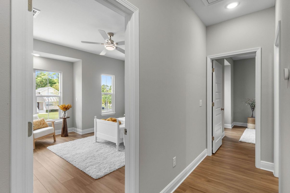 Interior, Recessed Lighting, Wood Texture Flooring