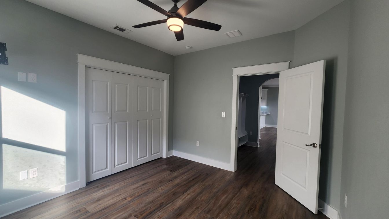 DE Listing image placeholder