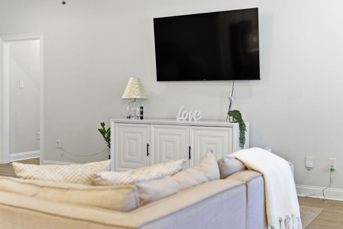 DE Listing image placeholder