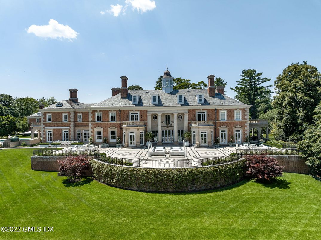 Backyard, Exterior, Facade, Brick Facade, French Provincial