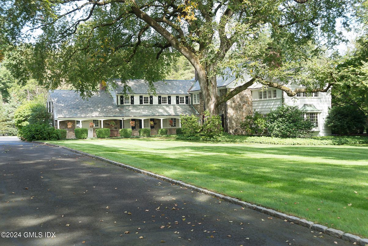 Backyard, Exterior, Facade, Georgian