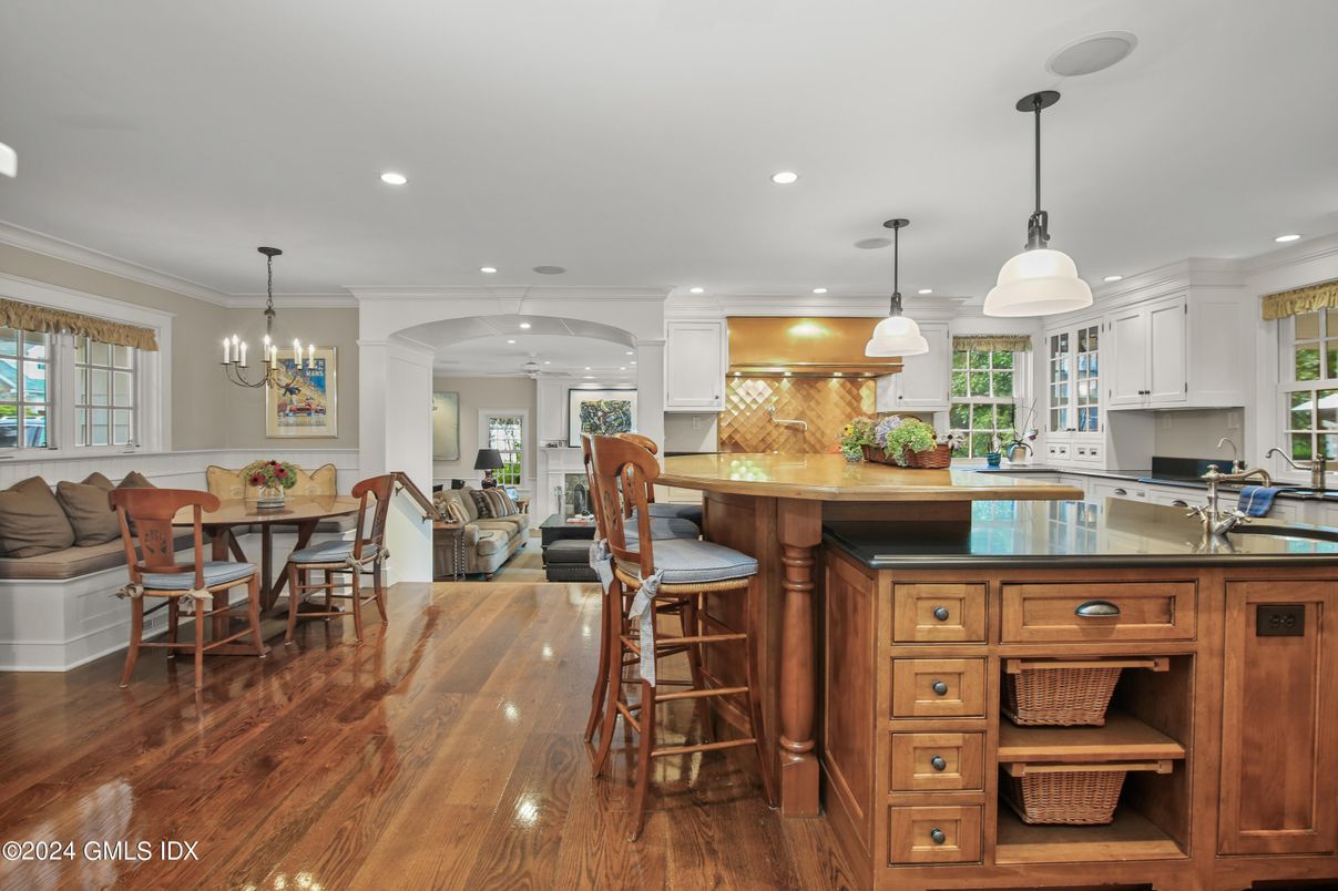 Chandelier, Dining room, Interior, Kitchen, Living room, Pendant Lights, Recessed Lighting, Wood Texture Flooring