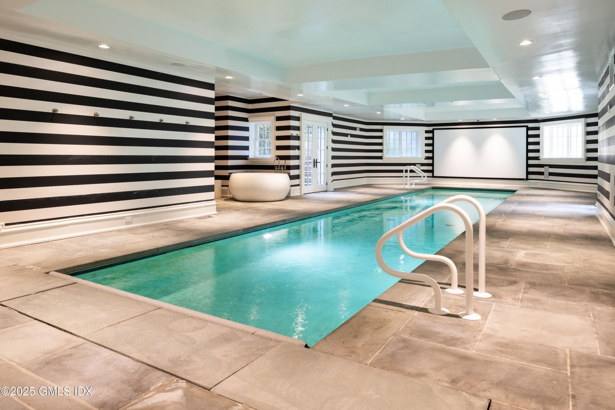 Interior, Pool, Recessed Lighting