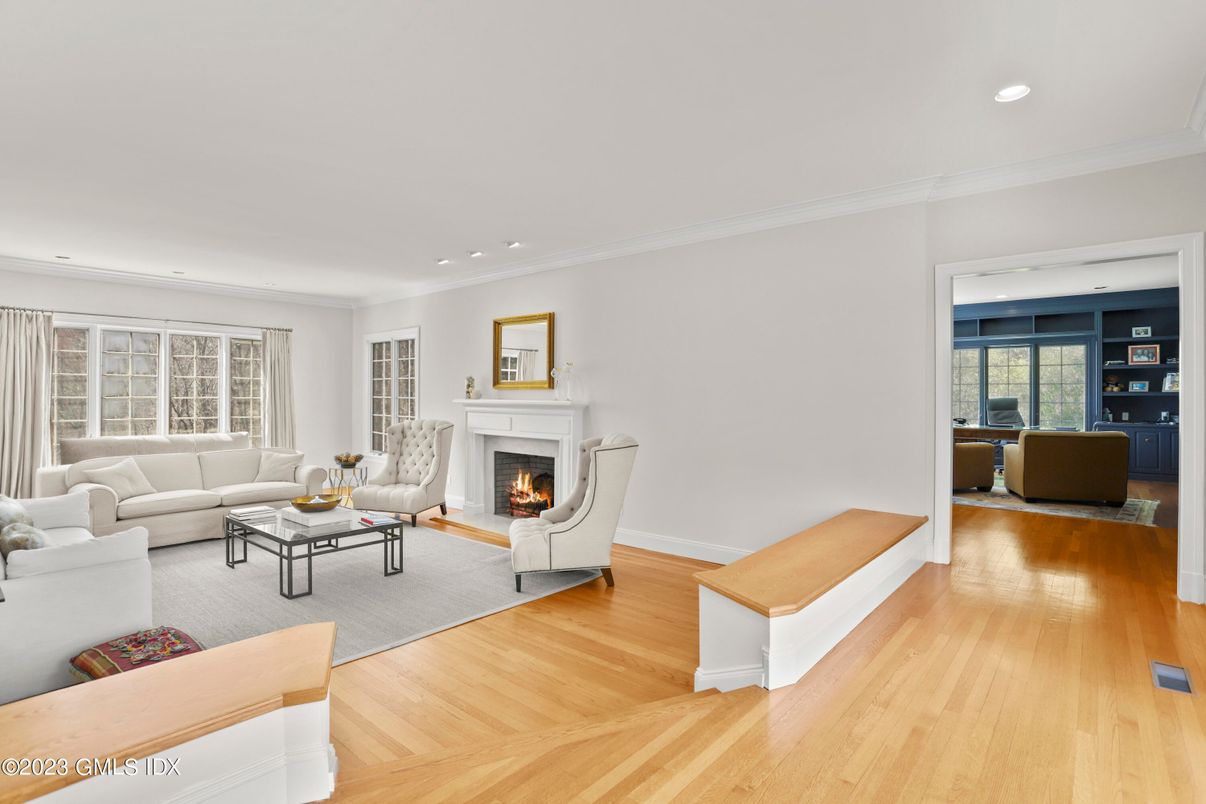 Fireplace, Interior, Living room, Recessed Lighting, Wood Texture Flooring