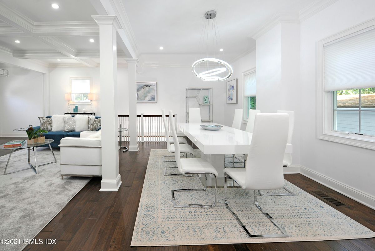 Dining room, Interior, Living room, Pendant Lights, Recessed Lighting, Wood Texture Flooring