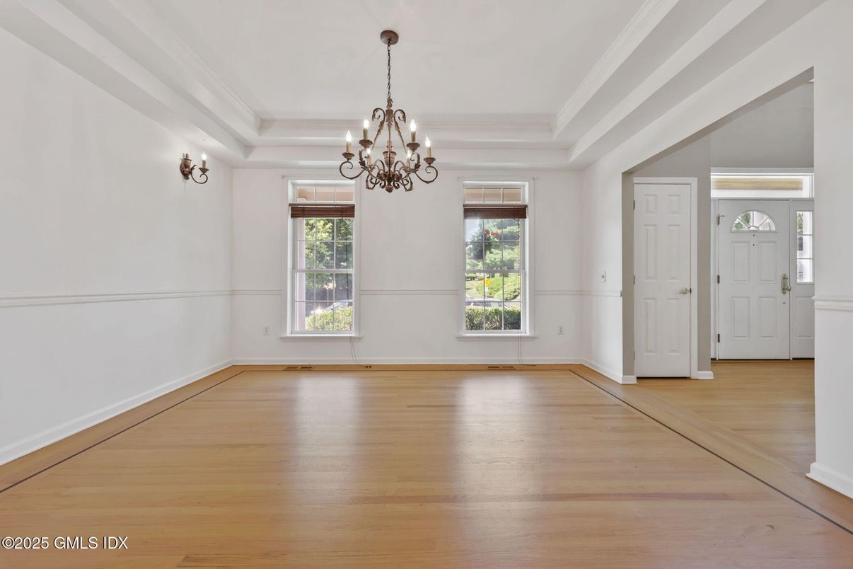 Chandelier, Empty room, Interior, Wood Texture Flooring