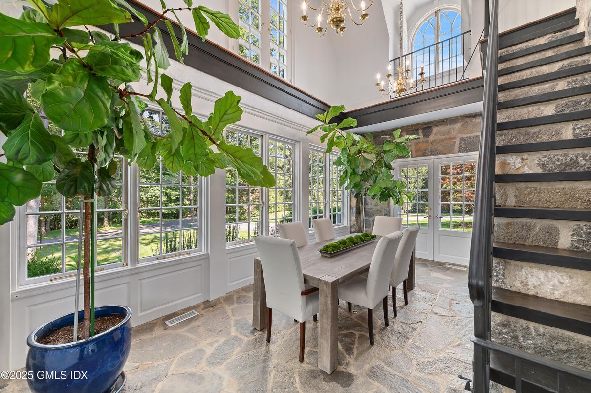 Chandelier, Dining room, Interior, Sun Room