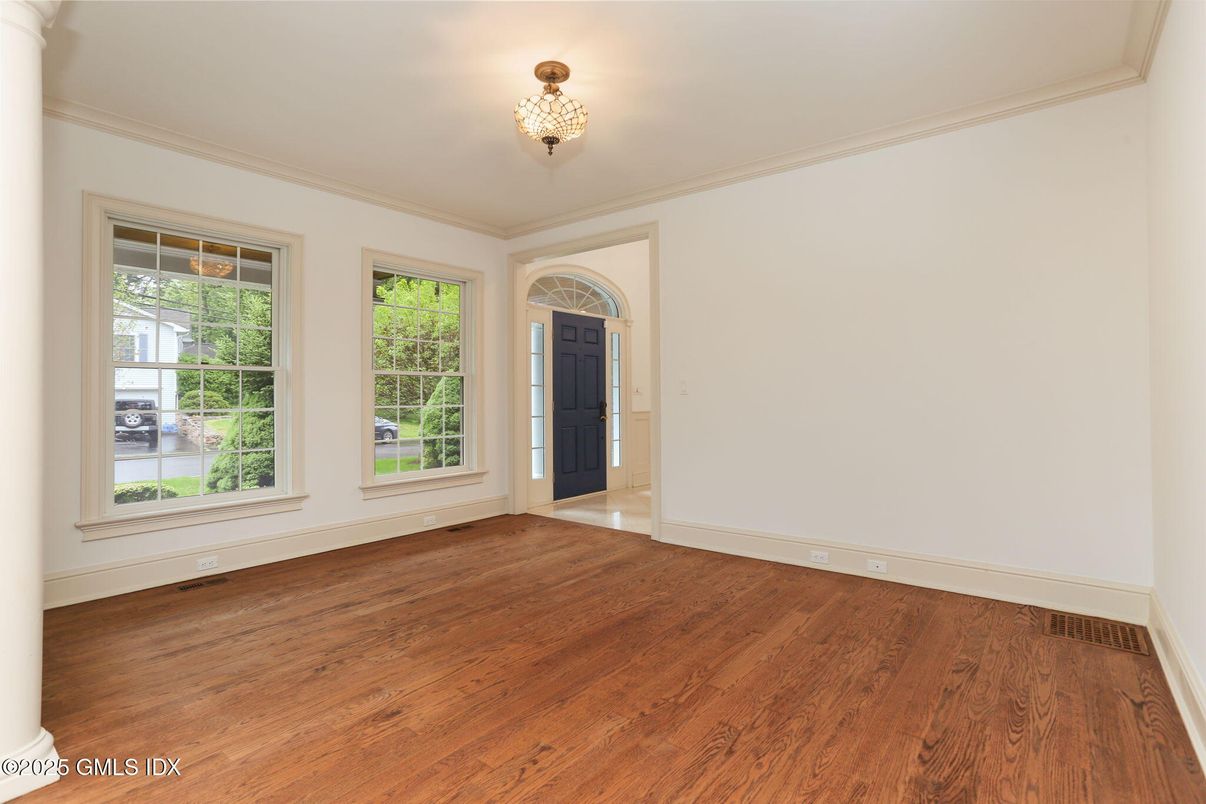 Chandelier, Empty room, Interior, Wood Texture Flooring