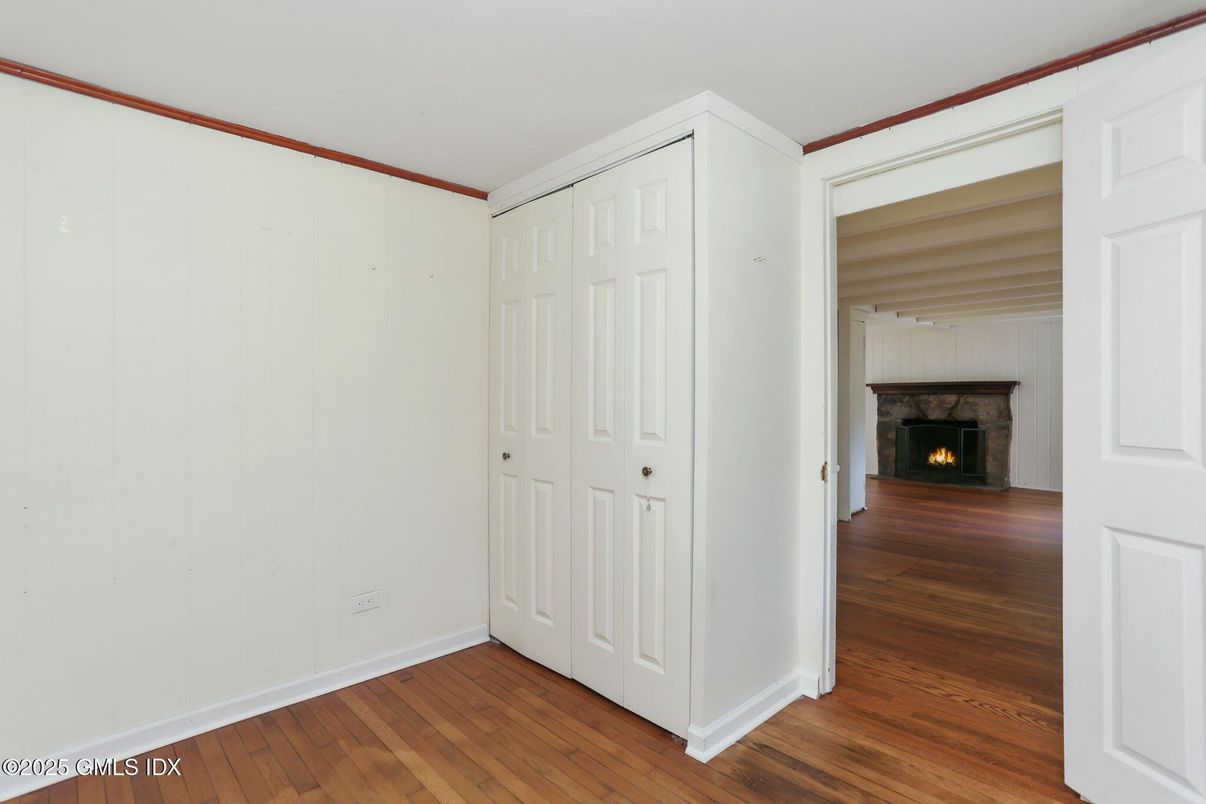 Empty room, Fireplace, Interior, Wood Texture Flooring