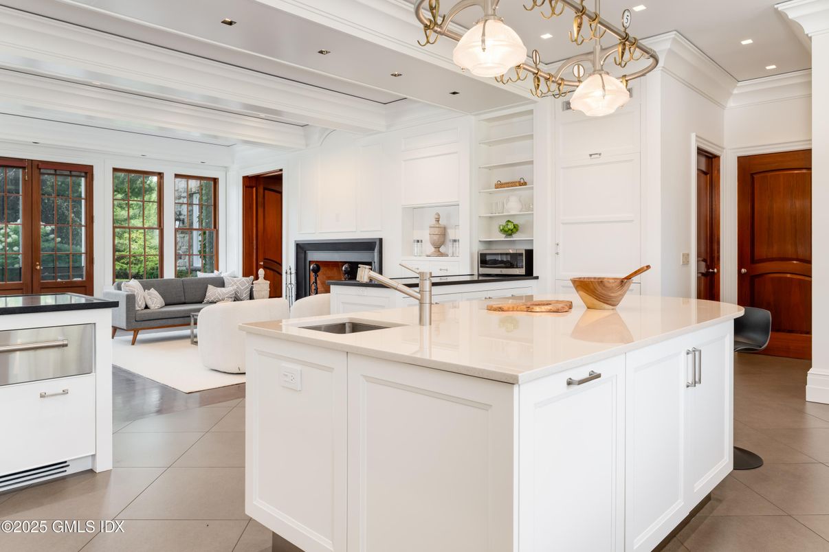 Fireplace, Interior, Kitchen, Living room, Pendant Lights, Recessed Lighting