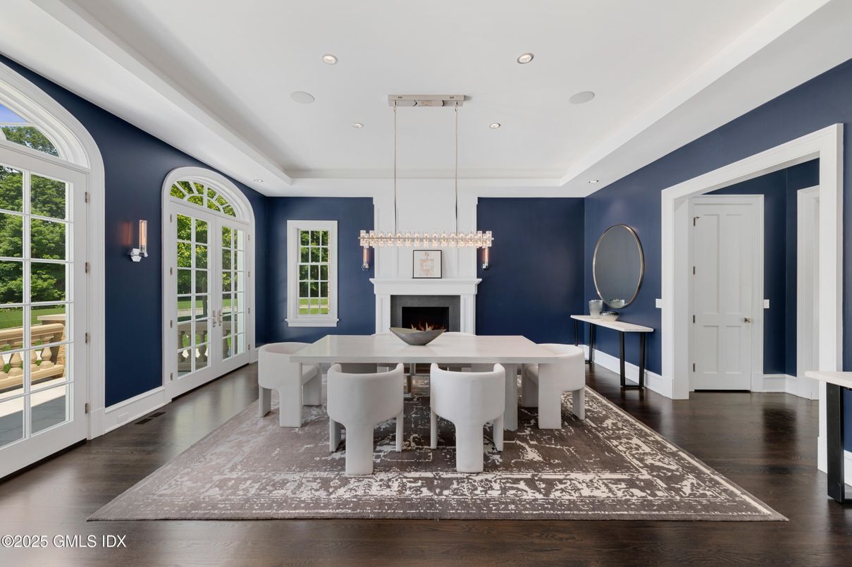 Chandelier, Dining room, Fireplace, Interior, Pendant Lights, Recessed Lighting, Wood Texture Flooring
