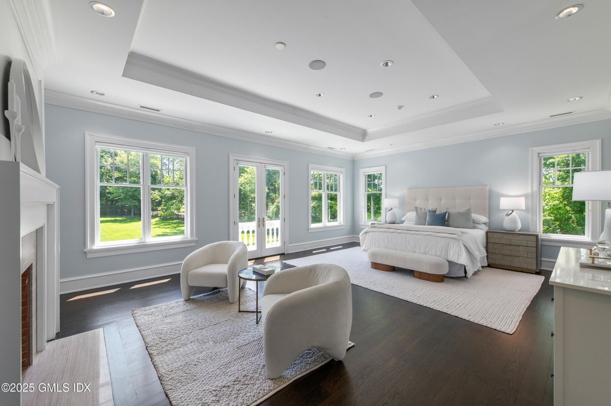 Bedroom, Fireplace, Interior, Recessed Lighting, Wood Texture Flooring