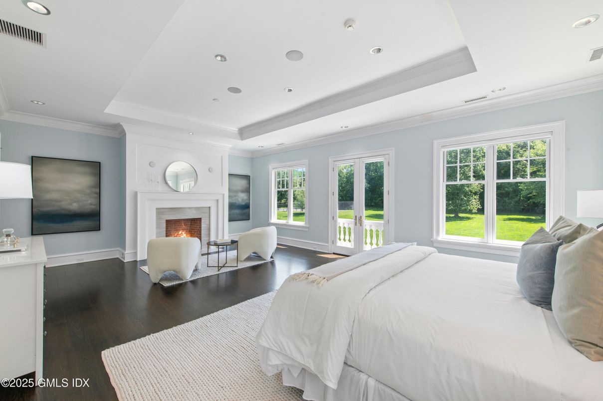 Bedroom, Fireplace, Interior, Recessed Lighting, Wood Texture Flooring