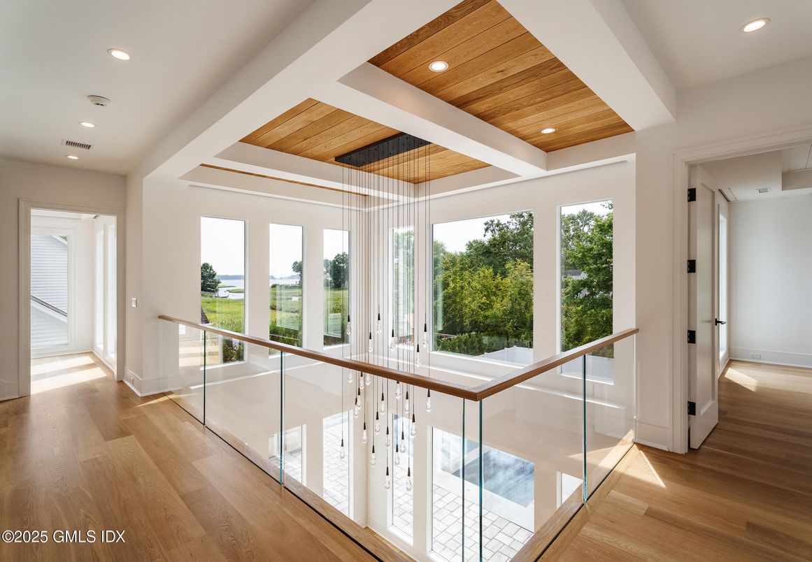 Interior, Recessed Lighting, Wooden Ceilings, Wood Texture Flooring