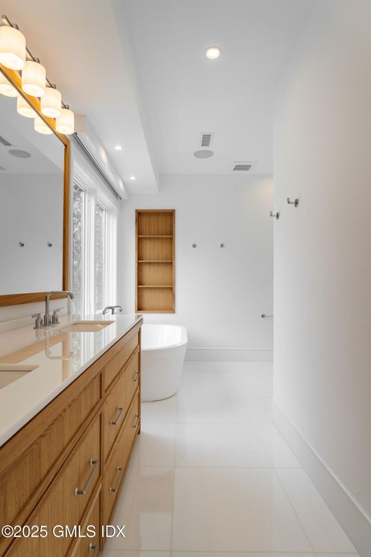 Bathroom, Dual Sink Vanities, Free Standing Baths, Interior, Recessed Lighting