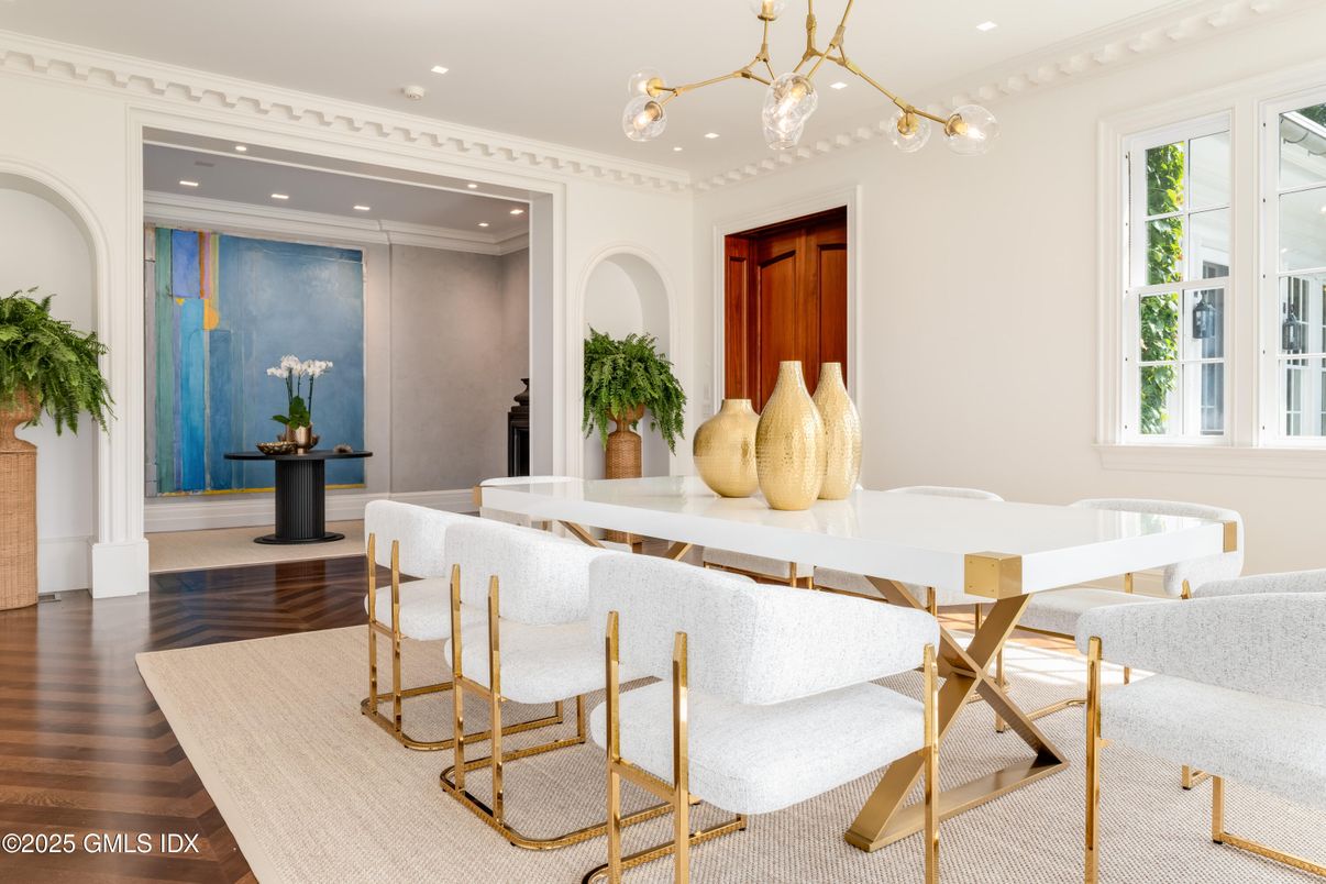 Dining room, Interior, Pendant Lights, Recessed Lighting, Wood Texture Flooring