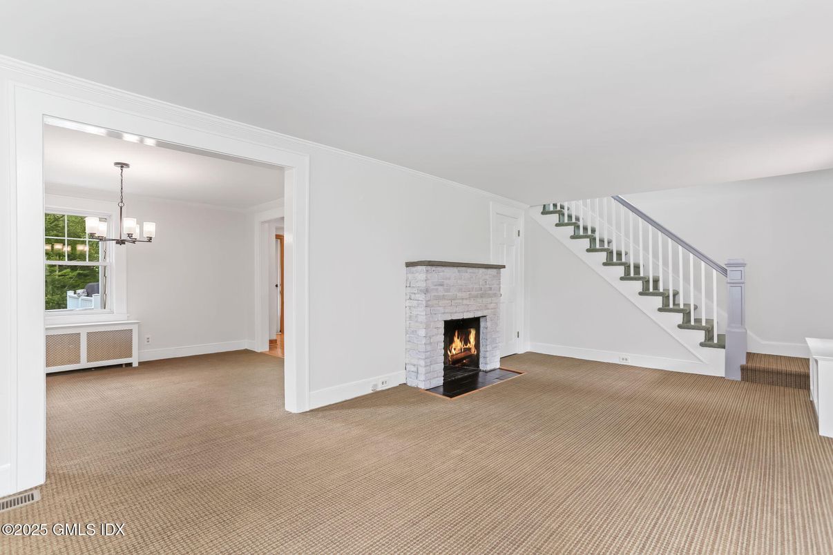 Chandelier, Empty room, Fireplace, Interior, Pendant Lights