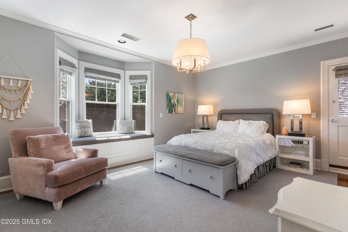 Bedroom, Chandelier, Interior, Recessed Lighting