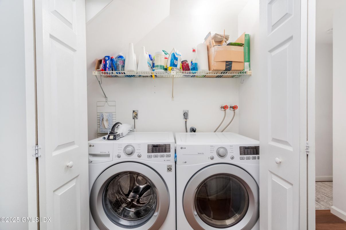 Interior, Utility Closets, Washer