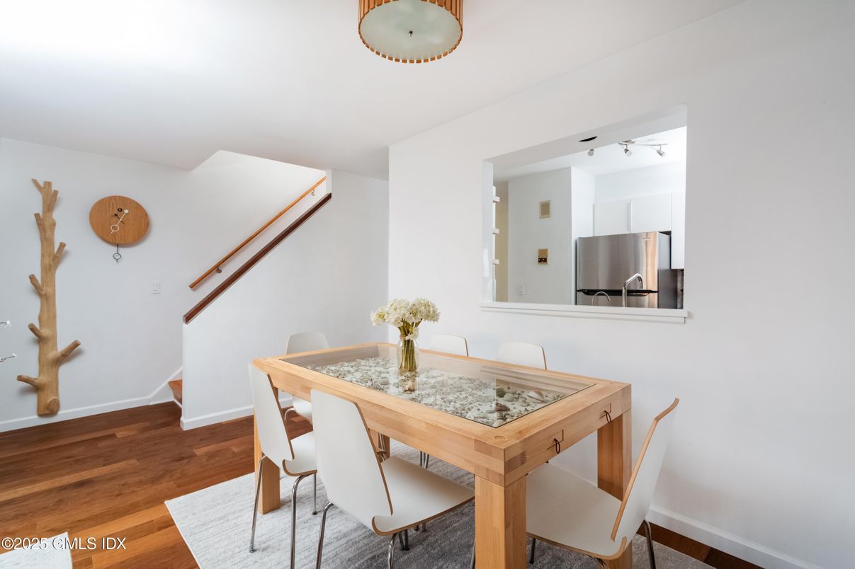 Dining room, Interior, Kitchen, Stainless Steel Appliances, Wood Texture Flooring