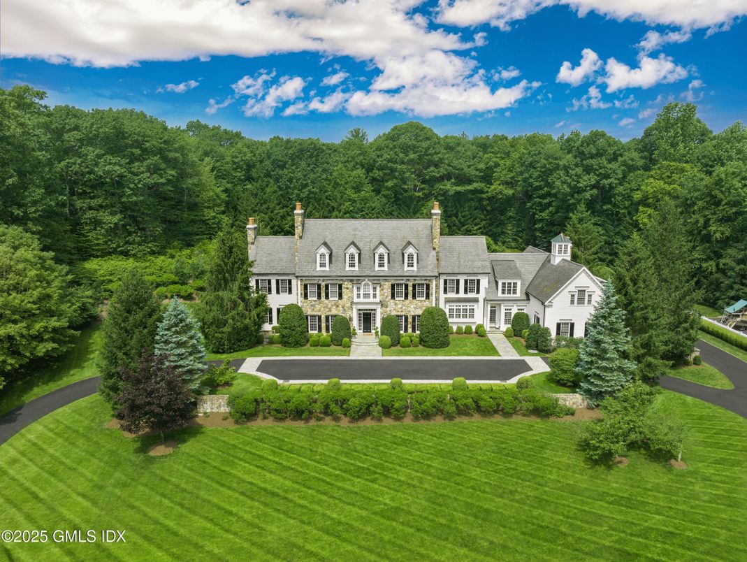Backyard, Exterior, Facade, French Provincial