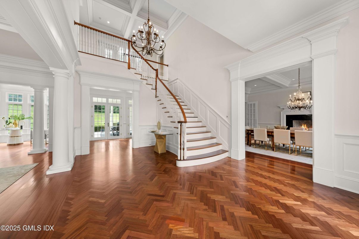 Chandelier, Dining room, Fireplace, Interior, Recessed Lighting, Wood Texture Flooring