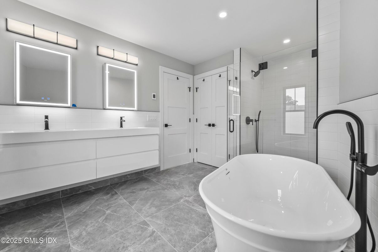 Bathroom, Dual Sink Vanities, Free Standing Baths, Glass Shower, Interior, Recessed Lighting