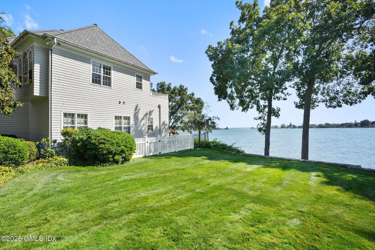 Backyard, Exterior, Water