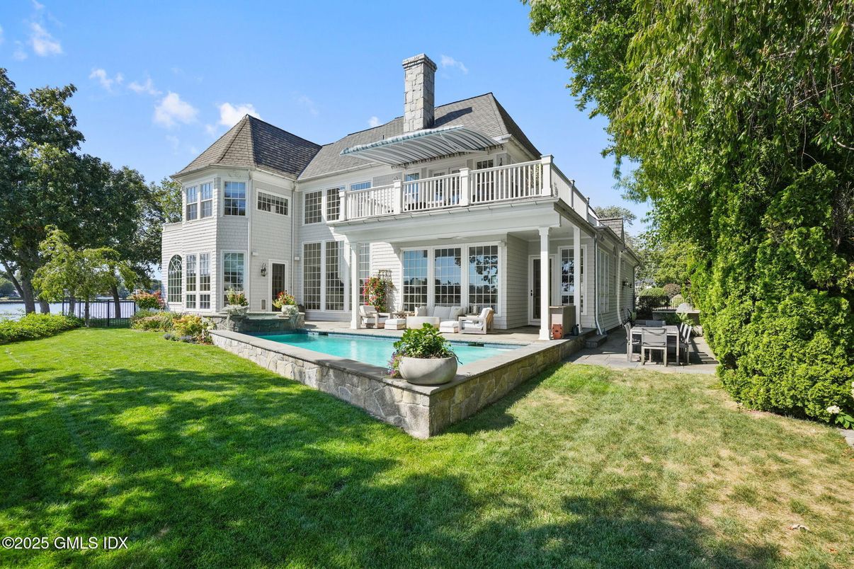 Backyard, Exterior, Pool