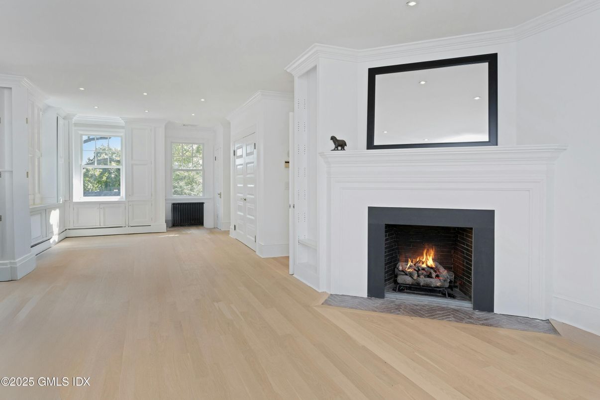 Fireplace, Interior, Recessed Lighting, Wood Texture Flooring