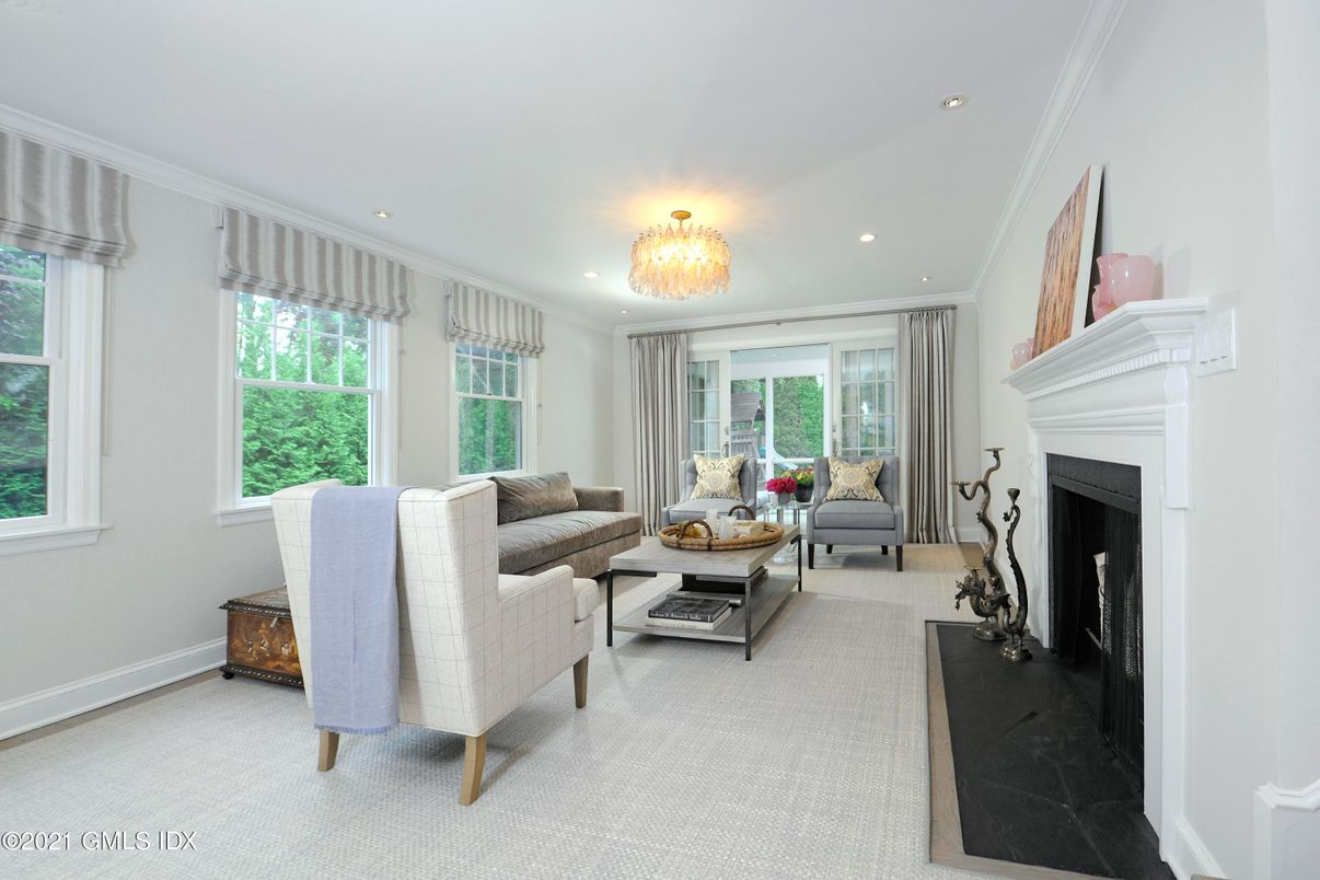 Chandelier, Fireplace, Interior, Living room, Recessed Lighting