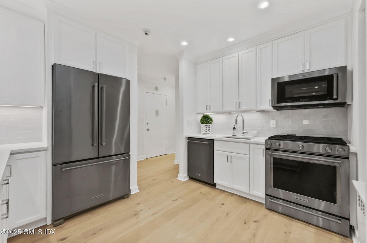 Interior, Kitchen, Recessed Lighting, Stainless Steel Appliances, Wood Texture Flooring