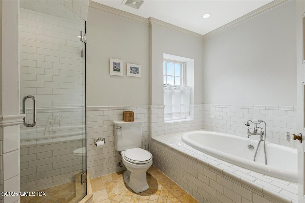 Bathroom, Glass Shower, Interior, Recessed Lighting, Tile Countertops