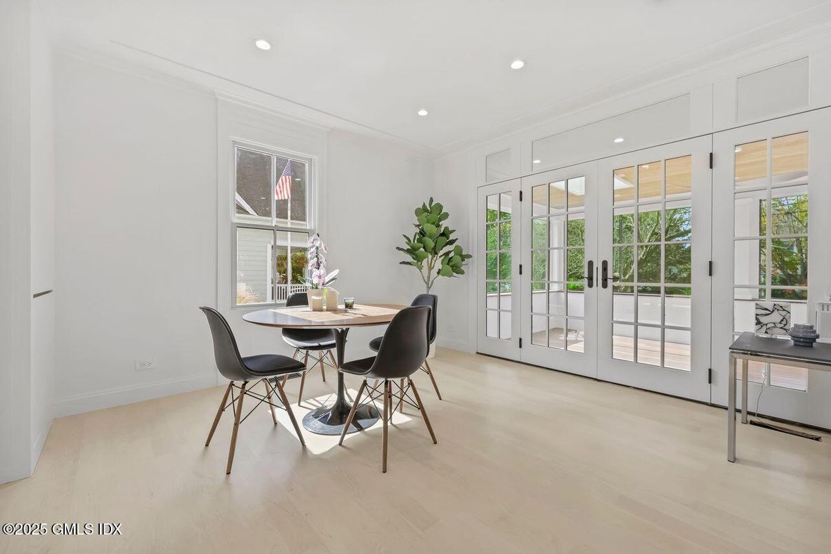 Dining room, Interior, Recessed Lighting, Wood Texture Flooring