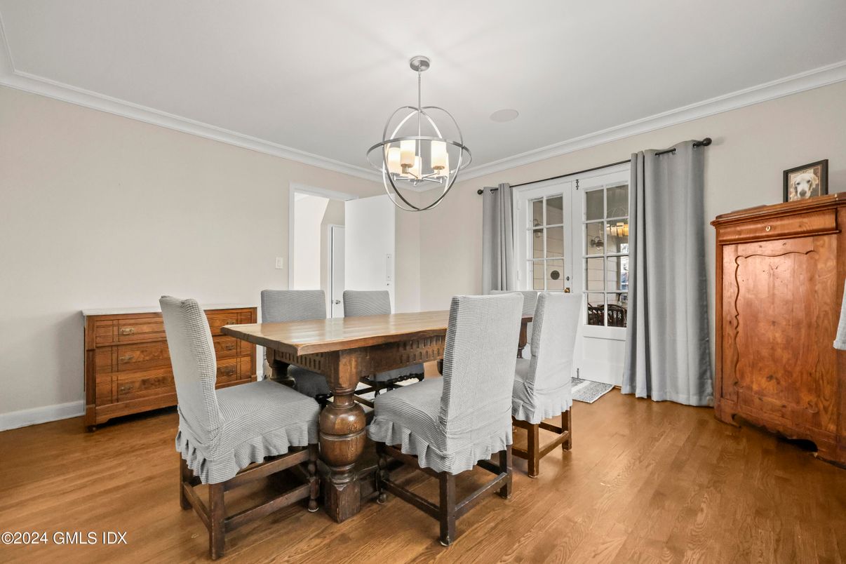 Chandelier, Dining room, Interior, Pendant Lights, Wood Texture Flooring