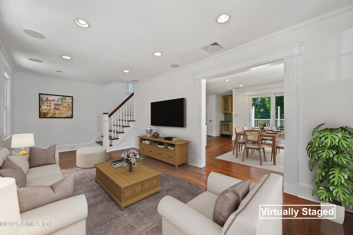 Dining room, Interior, Living room, Recessed Lighting, Wood Texture Flooring