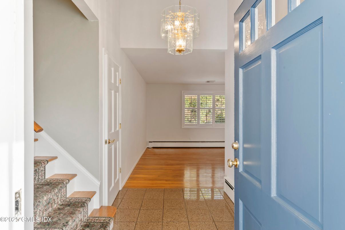 Chandelier, Interior, Wood Texture Flooring