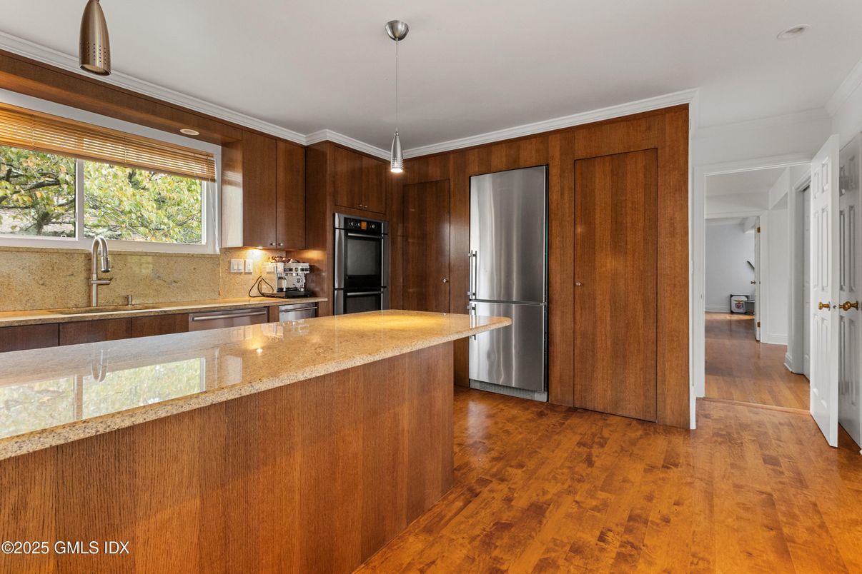 Interior, Kitchen, Pendant Lights, Stainless Steel Appliances, Wood Texture Flooring