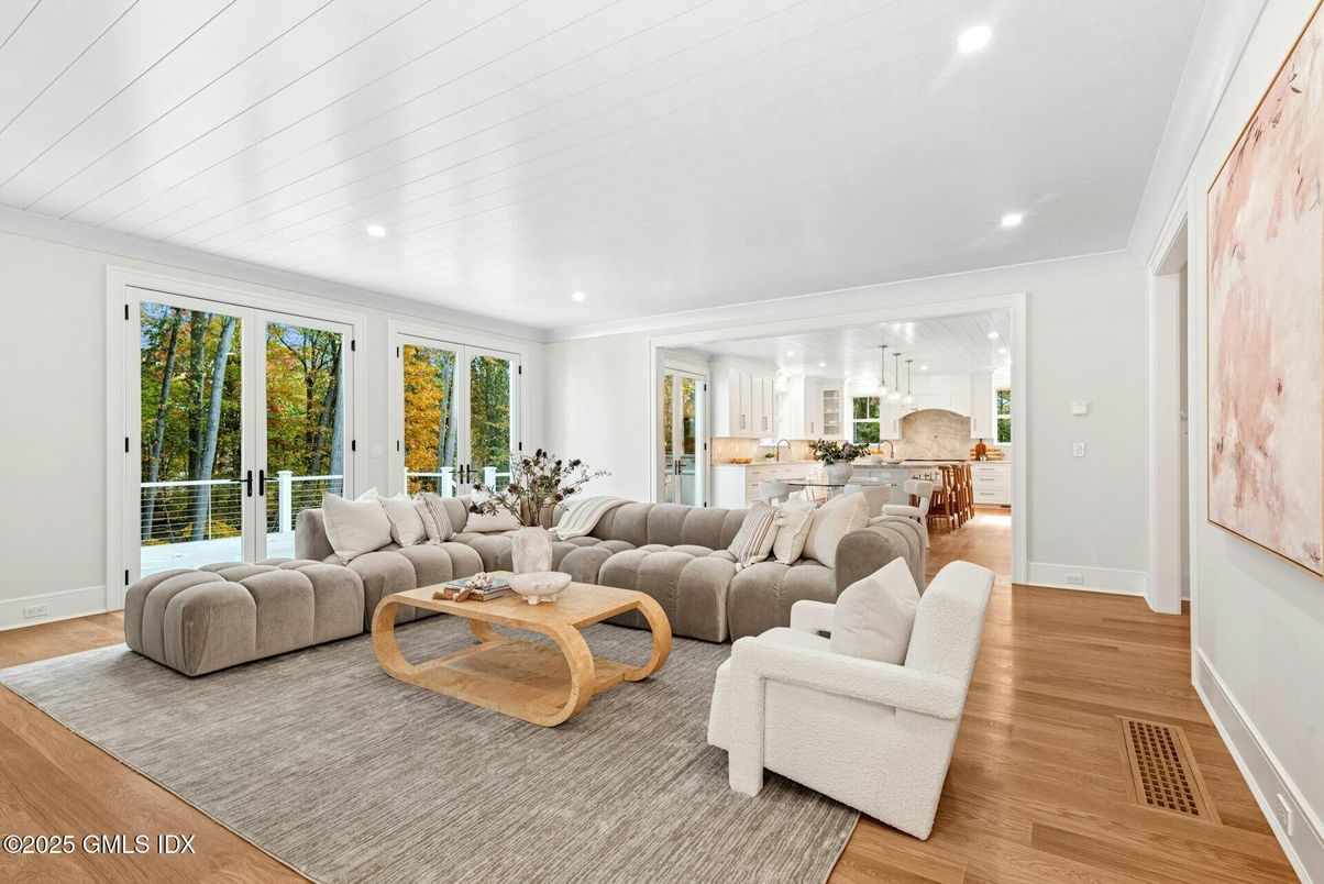 Interior, Kitchen, Living room, Pendant Lights, Recessed Lighting, Wood Texture Flooring