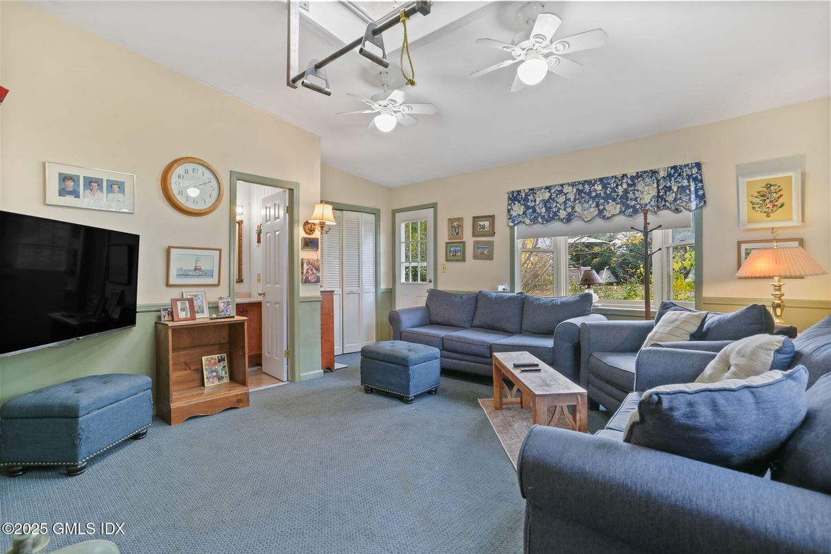 Interior, Living room