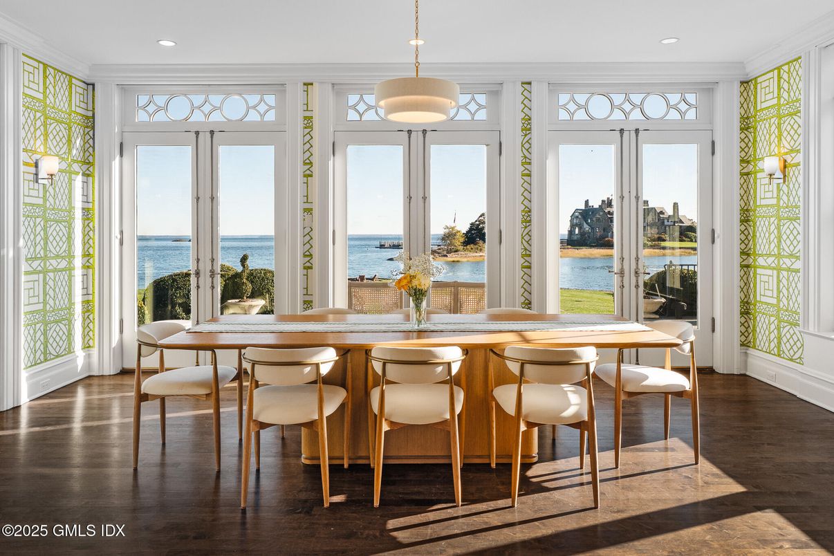 Dining room, Interior, Pendant Lights, Recessed Lighting, Water, Wood Texture Flooring