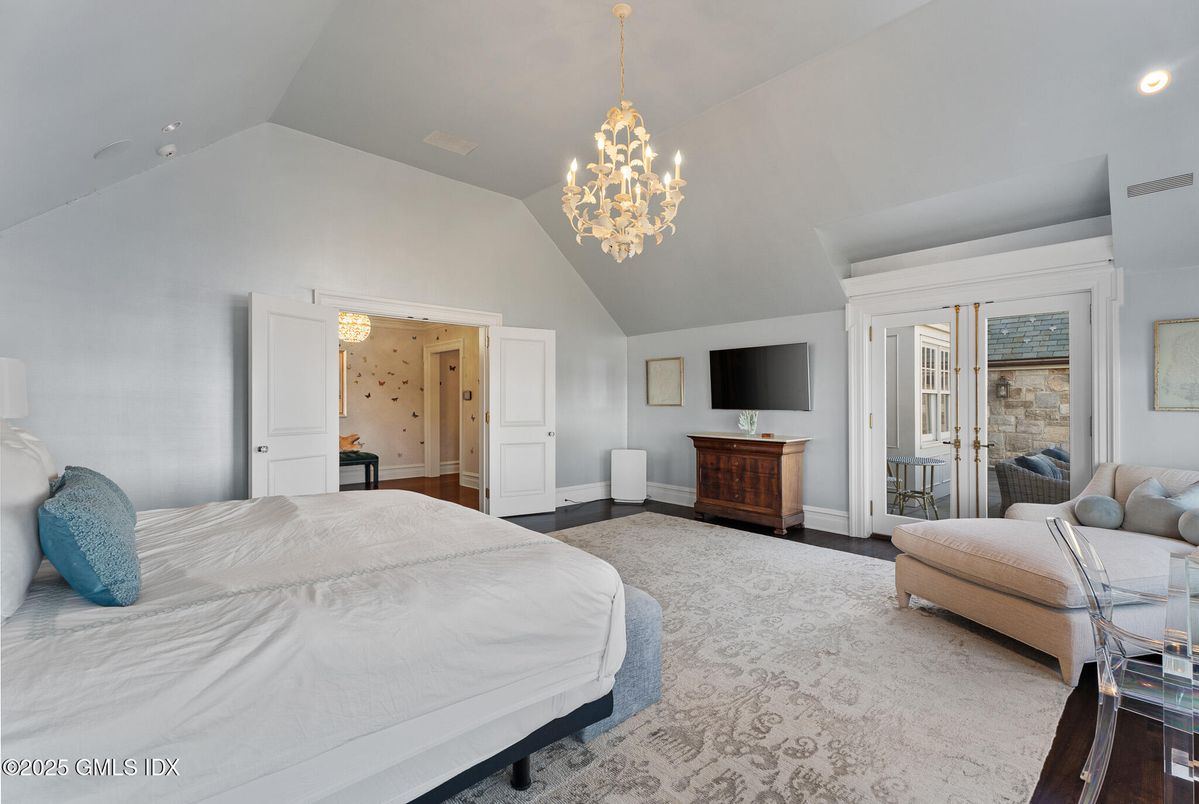 Bedroom, Chandelier, Interior, Recessed Lighting